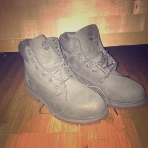 NEW unworn, gray official Timberlands!!
